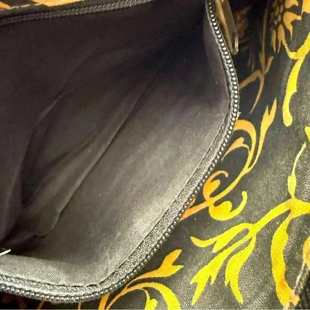 Leaders in Leather Tooled Wristlet/Clutch